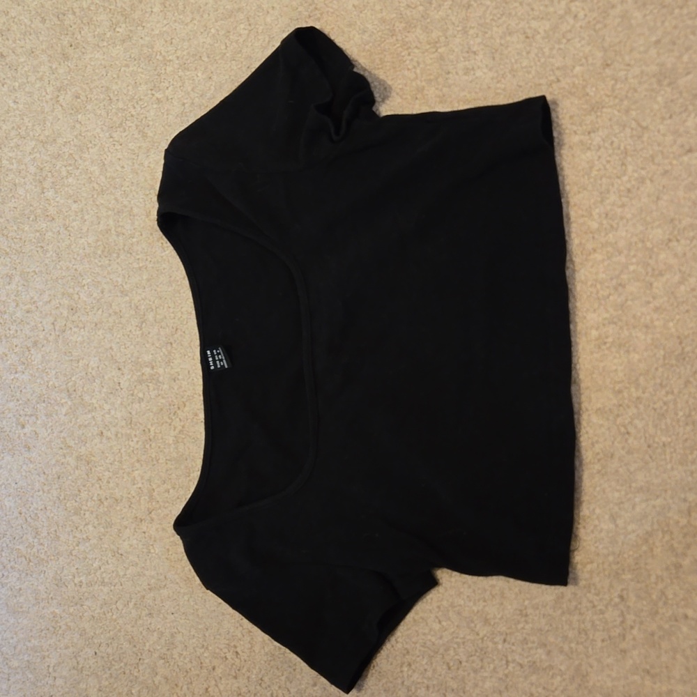 Shein junior's medium black crop top same day shipping